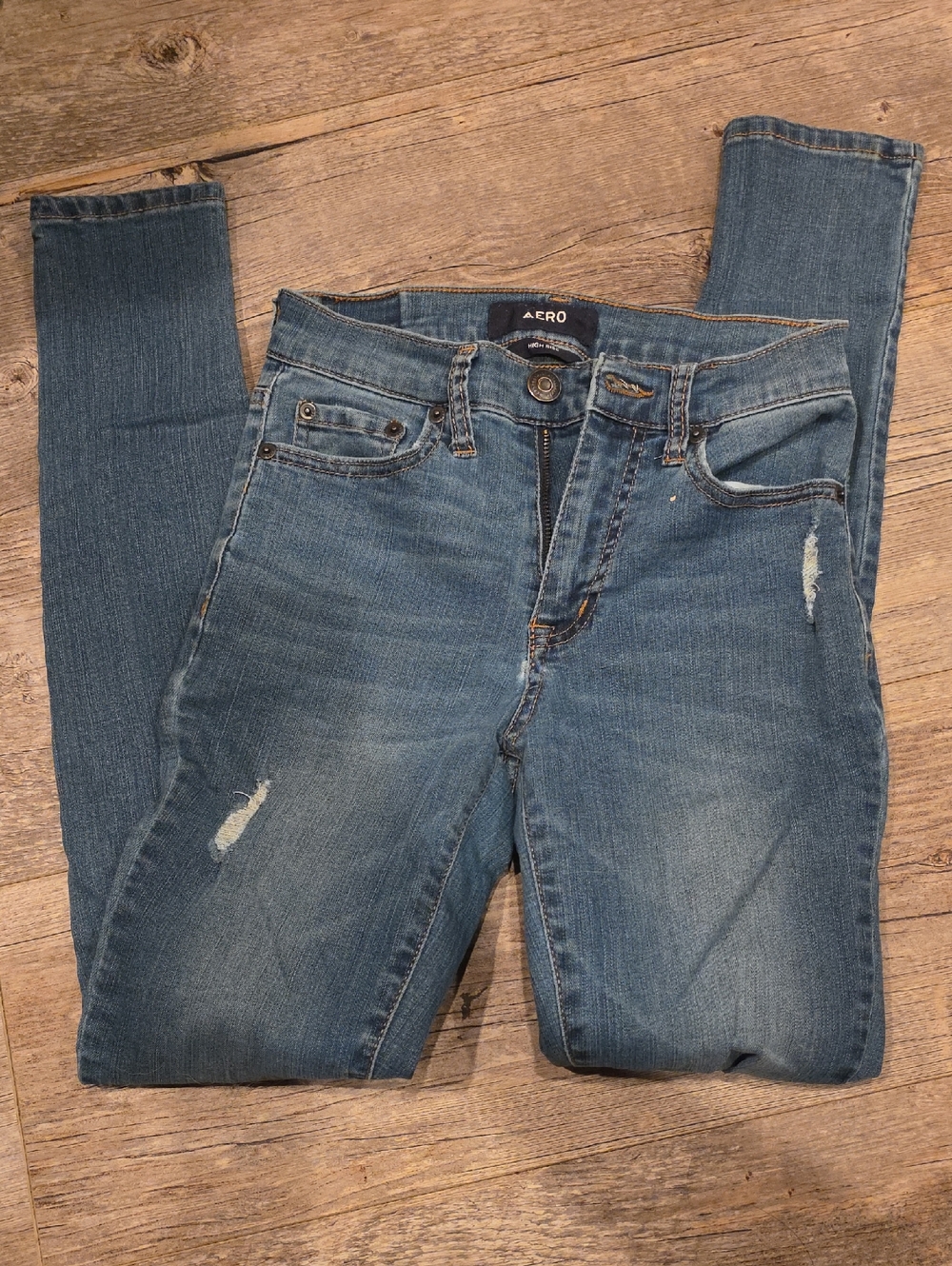 AERO Women's Blue Distressed Skinny Jeans